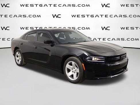Used 2017 Dodge Charger RWD image 41