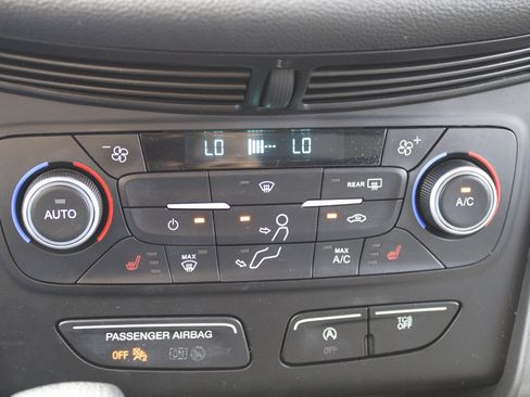Used 2019 Ford Escape SE AWD/4WD image 20