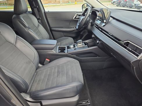 Used 2024 Mitsubishi Outlander SE image 31