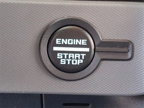 Certified 2023 Ford Bronco Black Diamond image 23