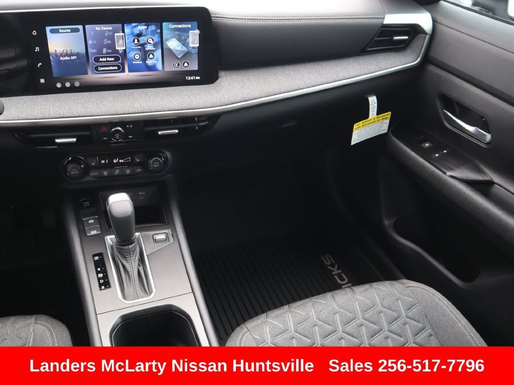 Used 2026 Nissan Kicks SV w/ SV Premium Package FWD image 16