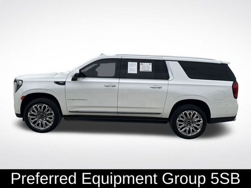 Used 2023 GMC Yukon XL Denali Ultimate image 5