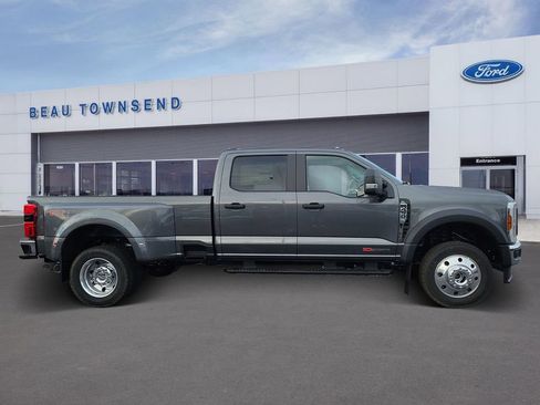 New 2026 Ford F450 XL w/ 360-Degree Camera Package image 3