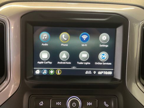 Used 2019 Chevrolet Silverado 1500 Custom w/ Custom Value Package AWD/4WD image 26