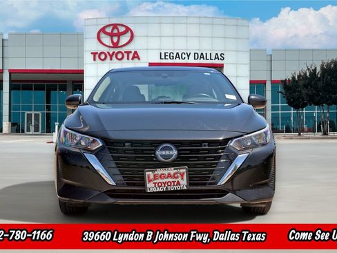 Used 2024 Nissan Sentra SV FWD image 4