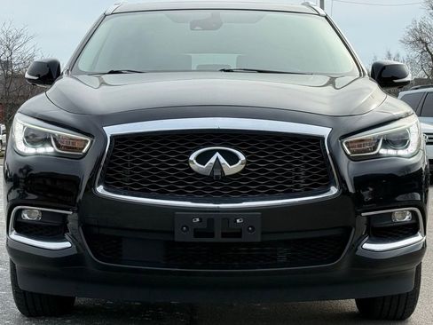Used 2019 INFINITI QX60 Luxe w/ Essential Package image 8