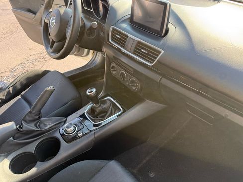 Used 2015 MAZDA MAZDA3 i Sport FWD image 19