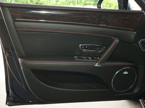 Used 2014 Bentley Flying Spur W12 AWD/4WD image 24