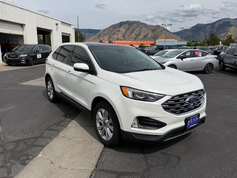 Used 2023 Ford Edge Titanium w/ Equipment Group 301A AWD/4WD image 3