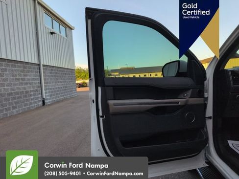 Certified 2021 Ford Expedition XLT RWD image 12