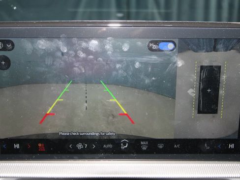 Used 2025 Ford Explorer ST image 14