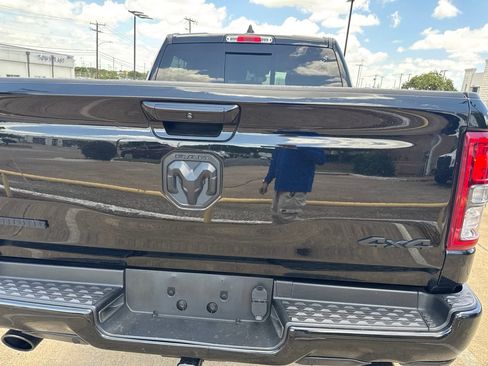 Used 2022 RAM 1500 Big Horn AWD/4WD image 6