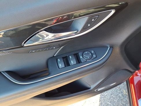Used 2025 Buick Envision Preferred AWD/4WD image 16