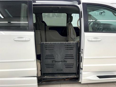 Used 2014 Dodge Grand Caravan SE w/ Quick Order Package 29E SE FWD image 10