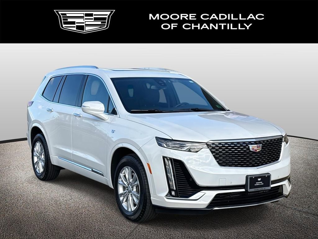 New 2025 Cadillac XT6 Luxury AWD/4WD image 1