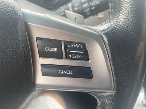 Used 2012 Subaru Outback 2.5i Limited image 16