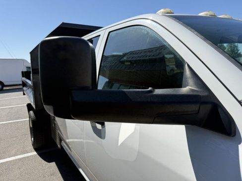 Used 2015 RAM 5500 4x4 Crew Cab image 15