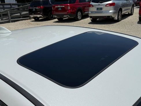 Used 2016 Acura TLX image 8