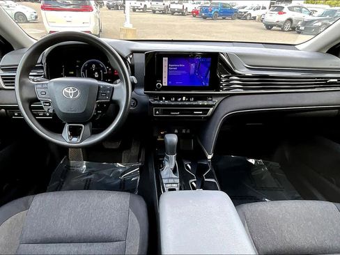 Certified 2025 Toyota Camry LE FWD image 15