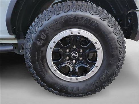 Used 2022 Ford Bronco 4-Door w/ Sasquatch Package image 24