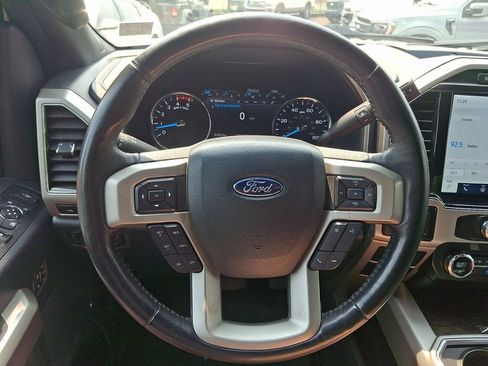 Used 2022 Ford F350 Lariat w/ Lariat Ultimate Package AWD/4WD image 19