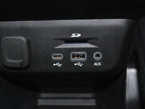 Used 2023 Chevrolet TrailBlazer ACTIV w/ Sun and Liftgate Package image 23