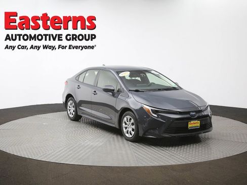 Used 2023 Toyota Corolla LE w/ Carpet Mat Package (TMS) image 49