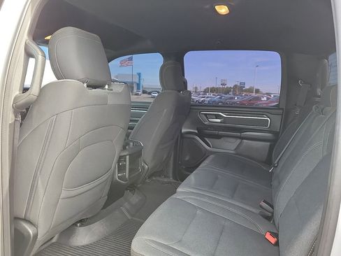 Used 2019 RAM 1500 Big Horn AWD/4WD image 9