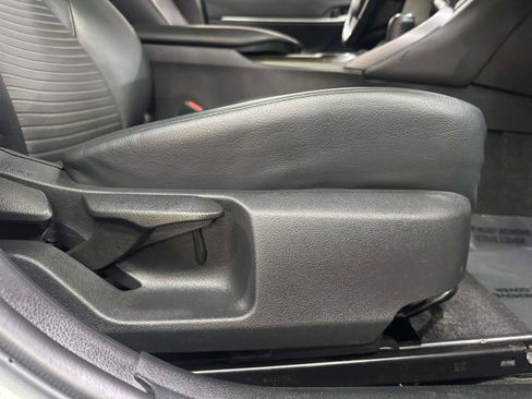 Used 2023 Toyota Camry SE w/ Convenience Package FWD image 41