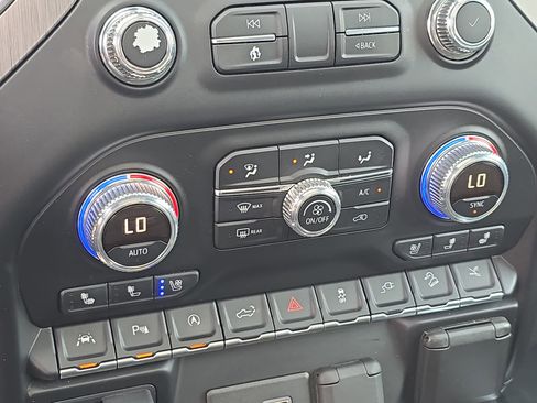 Used 2019 GMC Sierra 1500 Denali w/ Denali Ultimate Package image 23