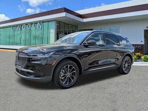 New 2026 Lincoln Nautilus Premier AWD/4WD image 8
