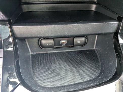 Used 2022 Kia Seltos S AWD/4WD image 51