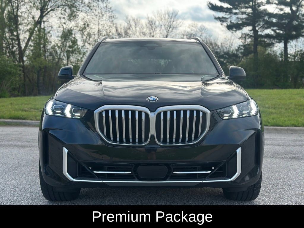 Used 2024 BMW X5 xDrive40i w/ Premium Package AWD/4WD image 2