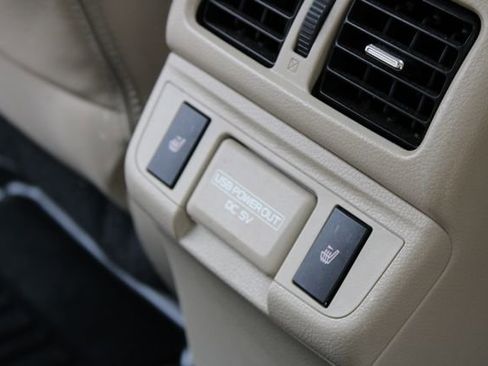 Used 2018 Subaru Outback 3.6R Limited image 53