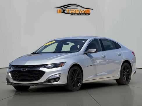 Used 2022 Chevrolet Malibu LT FWD image 1