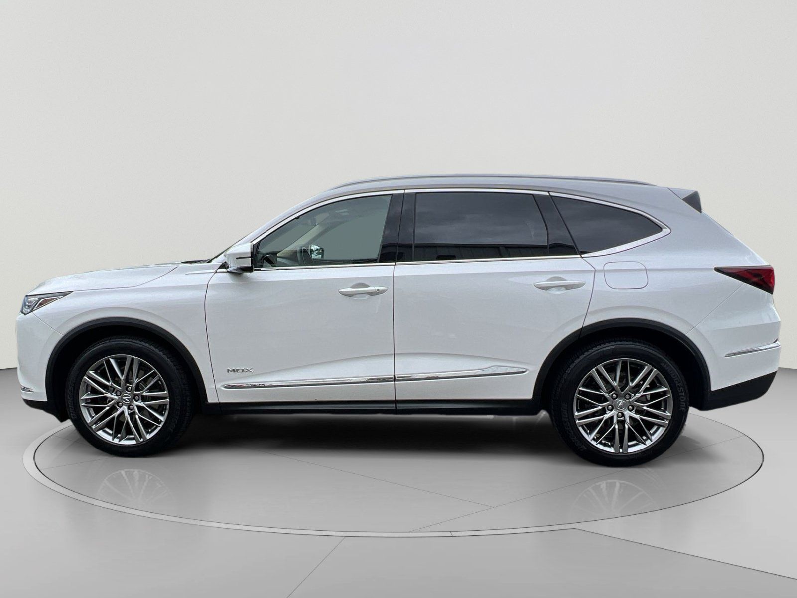 Certified 2024 Acura MDX w/ Advance Package AWD/4WD image 2