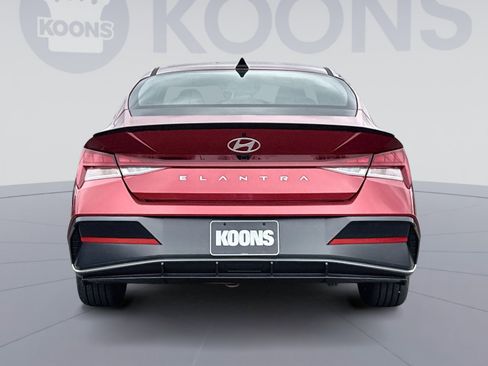 New 2026 Hyundai Elantra SEL Sport image 5