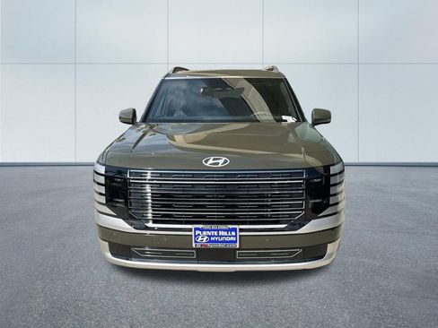 New 2026 Hyundai Palisade Calligraphy FWD image 2