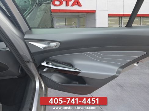Used 2023 Volkswagen ID.4 Pro S AWD/4WD image 31