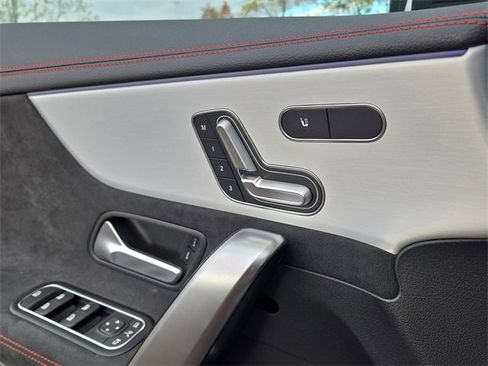 New 2025 Mercedes-Benz CLA 250 4MATIC image 23