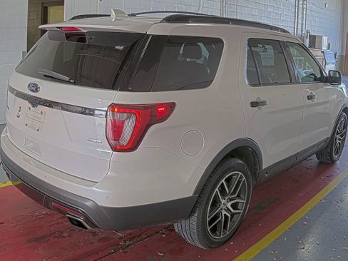 Used 2017 Ford Explorer Sport w/ Equipment Group 401A image 3