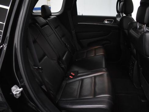 Used 2022 Jeep Grand Cherokee Limited image 33