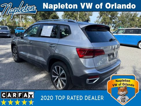 Used 2023 Volkswagen Taos SE image 16