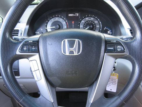 Used 2012 Honda Odyssey EX image 35