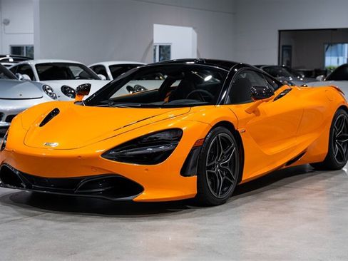 Used 2019 McLaren 720S Performance RWD image 10