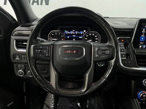 Used 2021 GMC Yukon AT4 w/ Technology Package AWD/4WD image 21