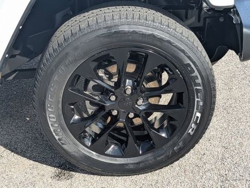 Used 2021 Jeep Wrangler Unlimited Sahara w/ Cold Weather Group image 14