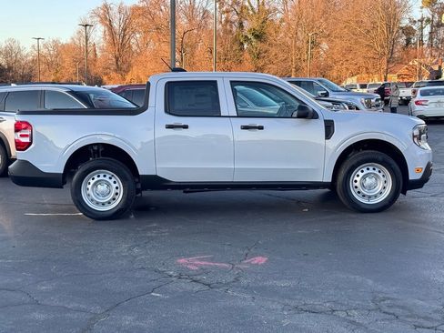 New 2026 Ford Maverick XL image 4