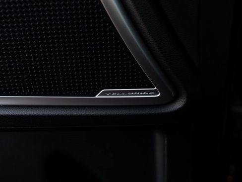 Used 2021 Kia Telluride EX w/ EX Premium Package image 18