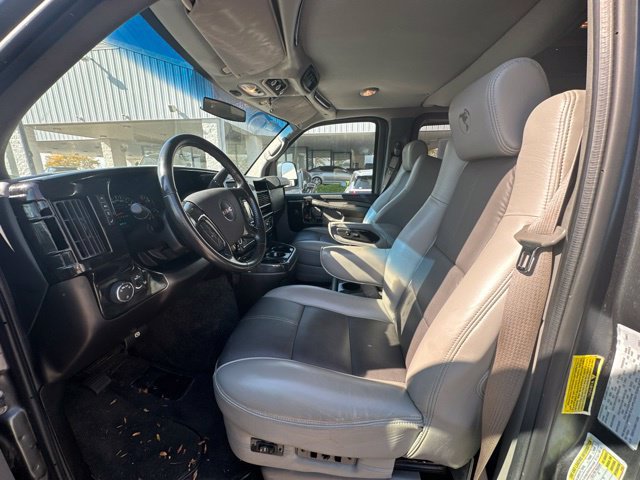 Used 2014 GMC Savana 2500 Extended RWD image 14